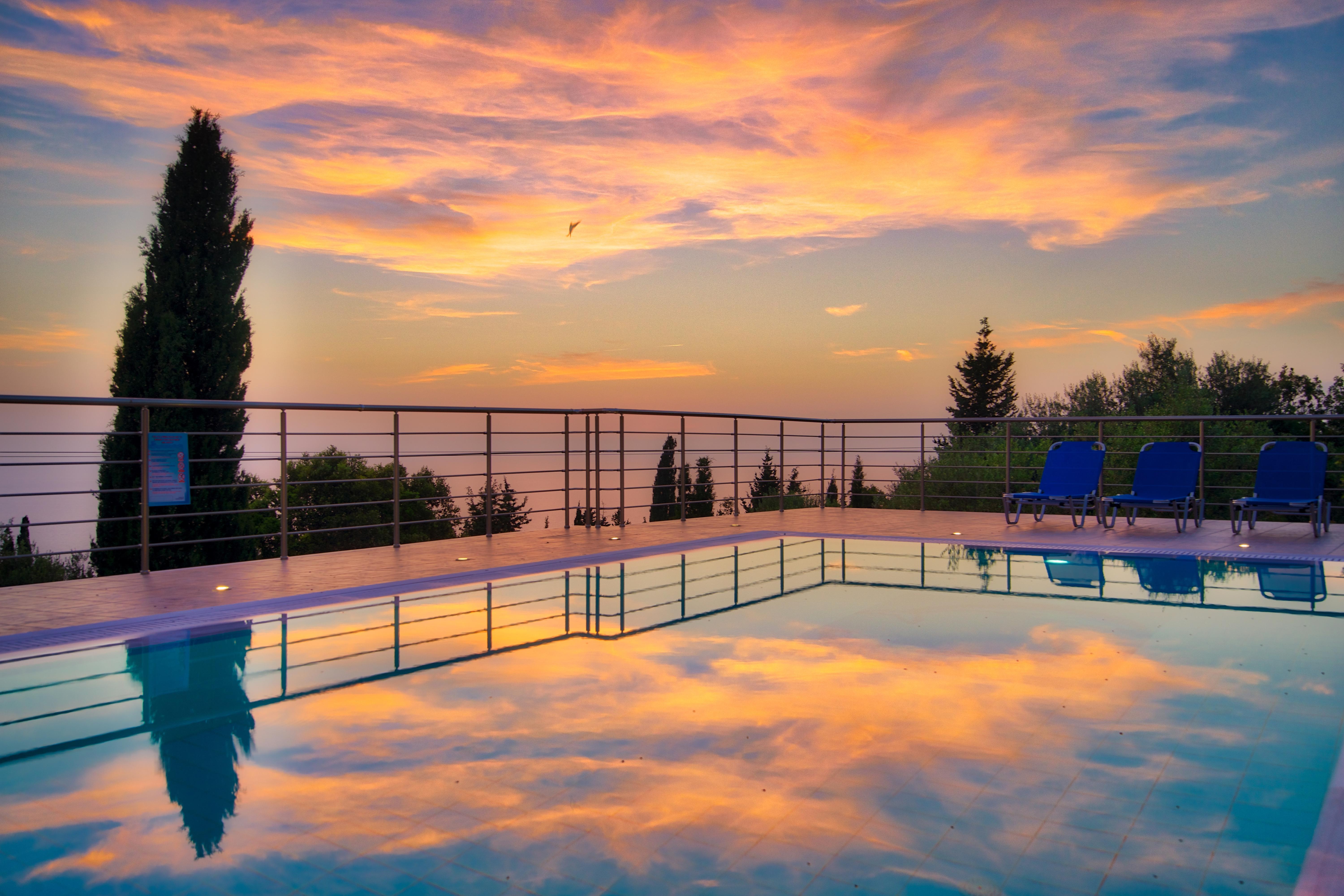 Studios Vrionis Panoramic Sunset Mesovounia  Exteriör bild